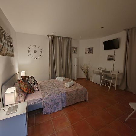 Ses Salines Private Rooms Mallorca ภายนอก รูปภาพ